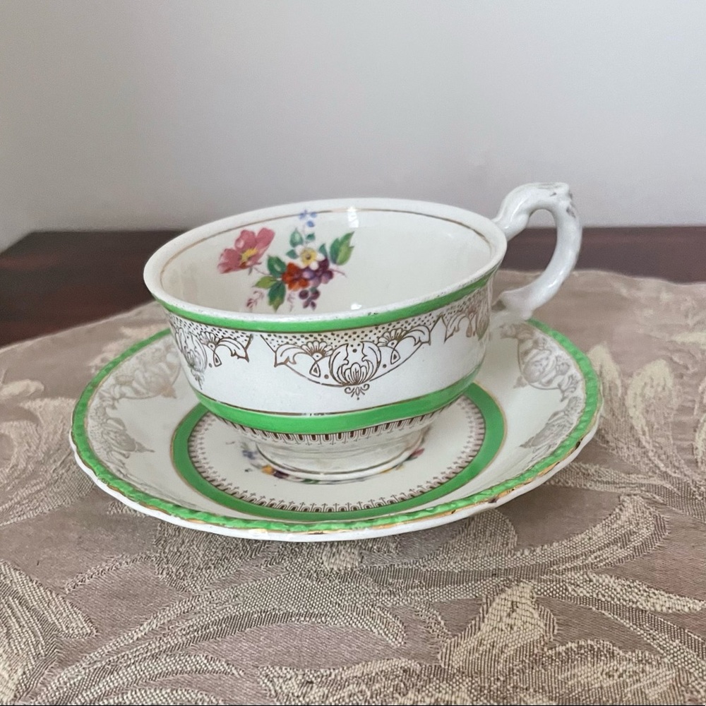 Creampedal Grindley England Teacup & Saucer
